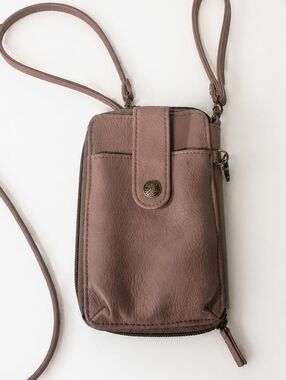 SAFE KEEPER Vegan Leather Strap Wallet